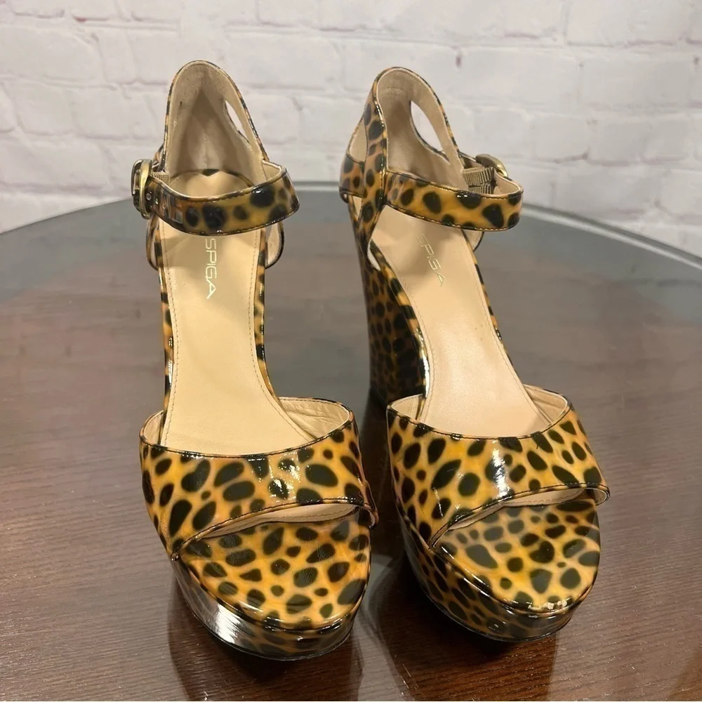 VIA SPIGA leopard print patent leather platform ankle wrap sandals size 7.5 GUC